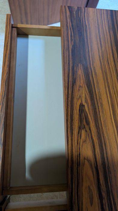 Consola / Aparador pau ferro mate