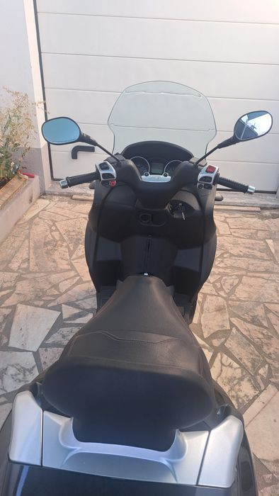 Piaggio mp3 300 LT