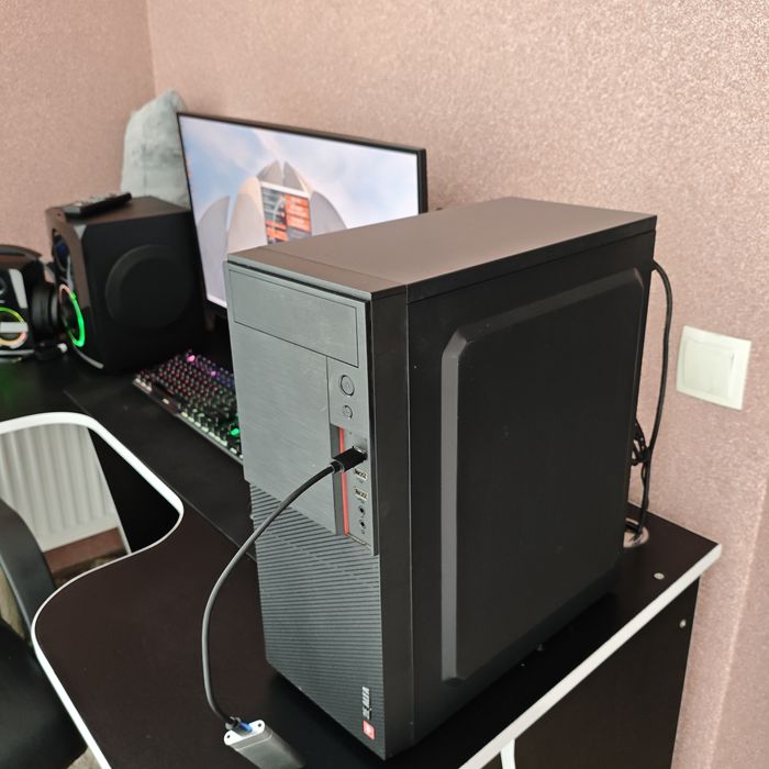 Компьютер Gigabyte B450M Gaming / Ryzen 3 1200 / RX 550 4GB / 8GB DDR4