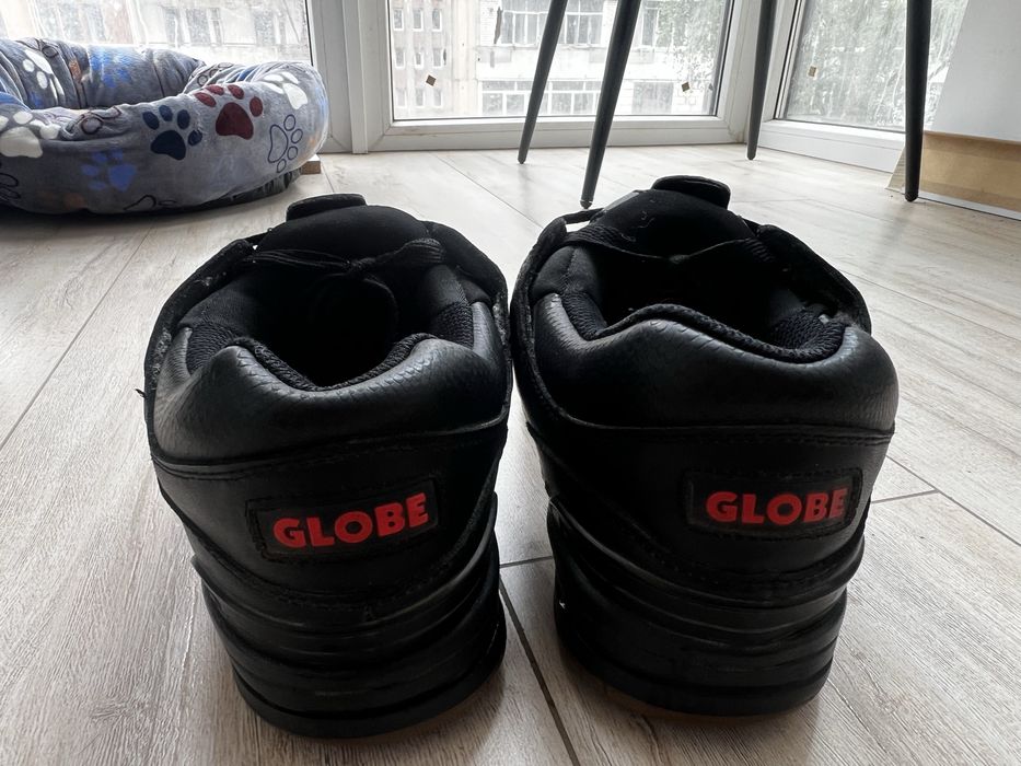 Кросівки GLOBE дутиши