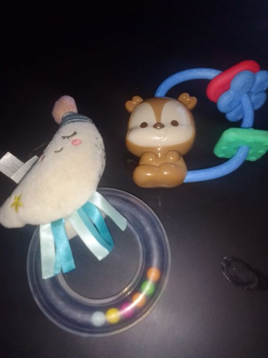 Grzechotki dla niemowląt