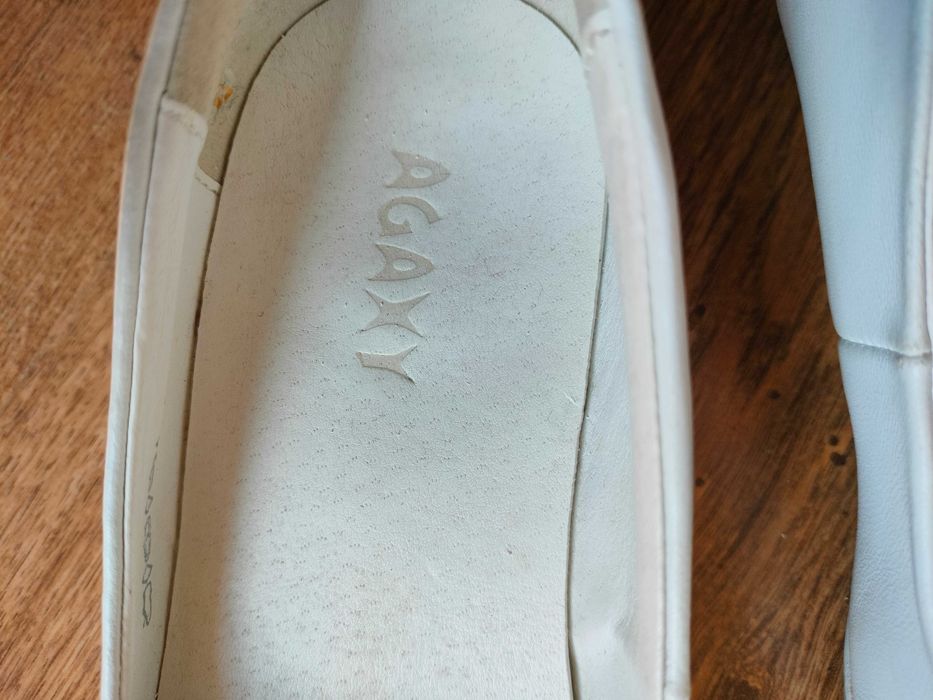 Białe buty komunijne 33 wkładka 21,8 cm Agaxy