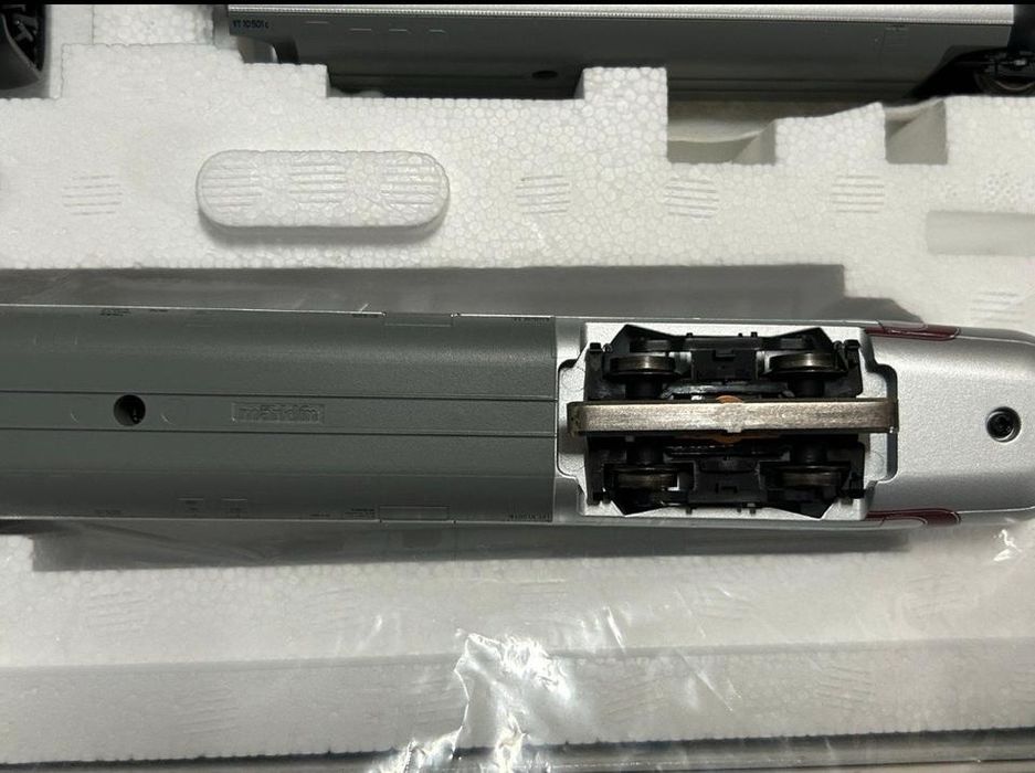 Märklin 39100, VT 10.5 "Senator" com extensão 41100, sem uso