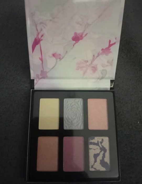 Avon cienie do powiek