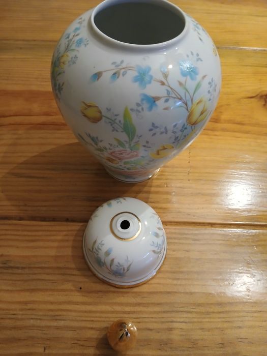 Limoges Porcelain Pieces64586485693315126