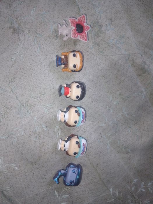 Kinder joy Stranger things
