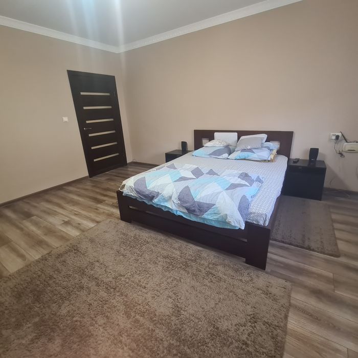 Продається чудовий сімейний будинок в м.Берегове.