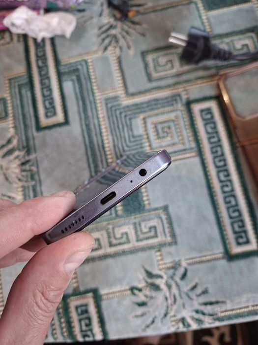 Tecno pova 6 neo