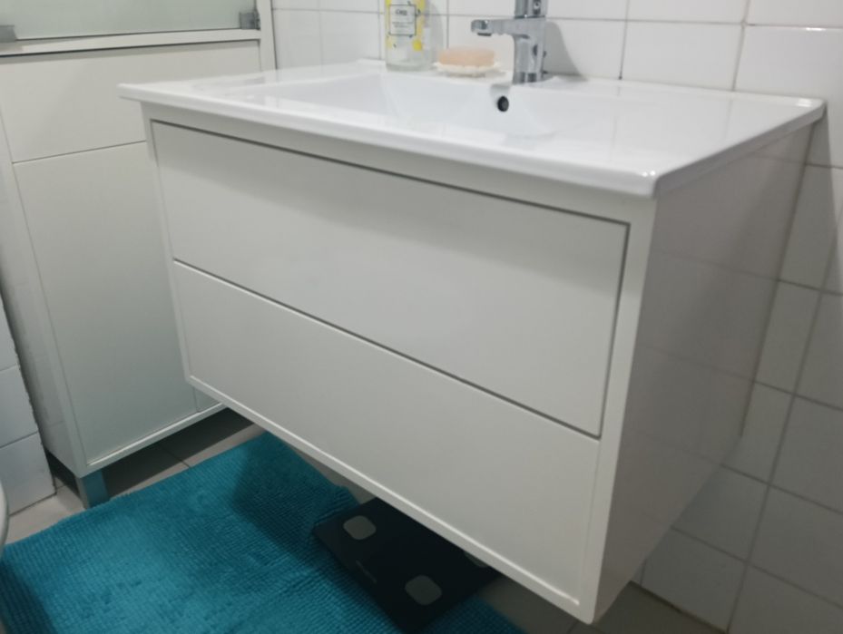 Lavatório+armário+torneira