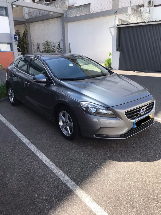 Volvo V40 momentum