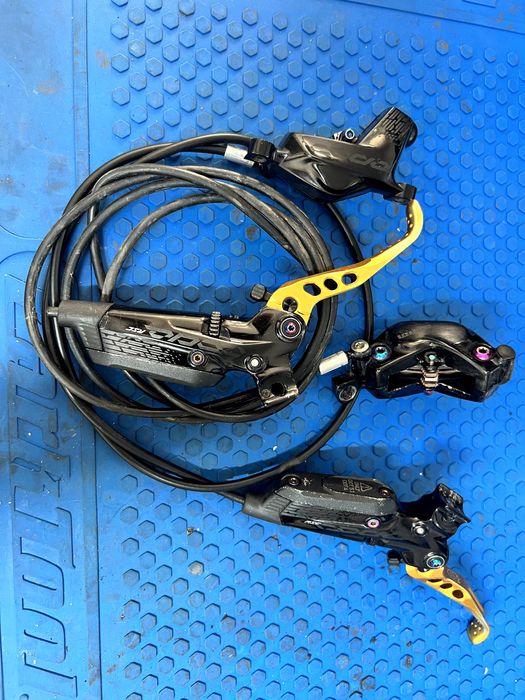 Sram Code RSC + Kit sangramento