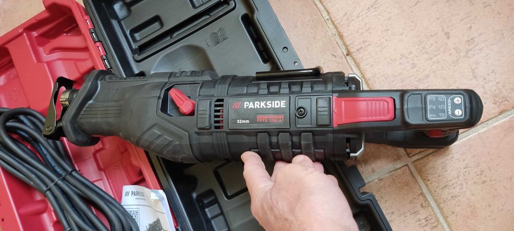 Serra sabre Parksite 32mm - 1MIL 250WATTS