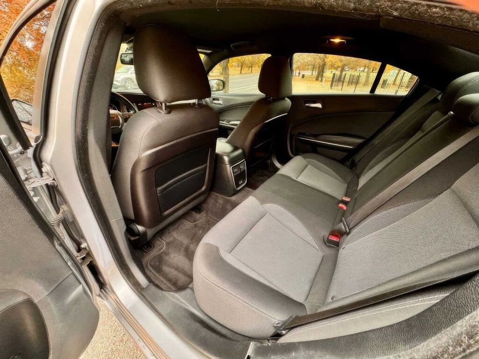 Dodge Charger SE      2015