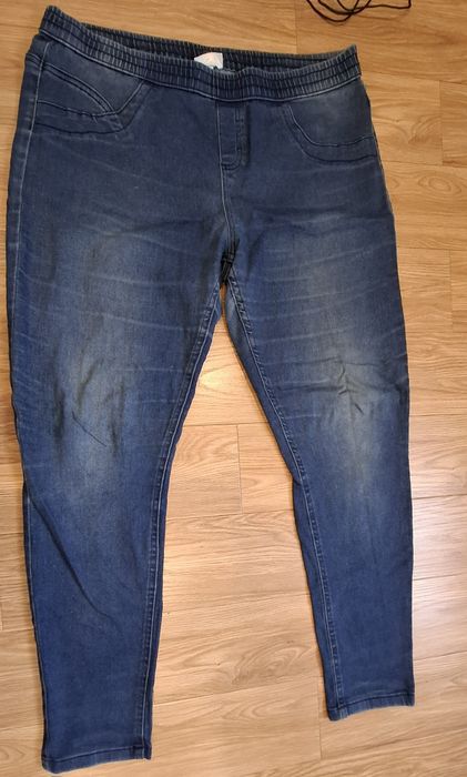 Damskie spodnie jeans