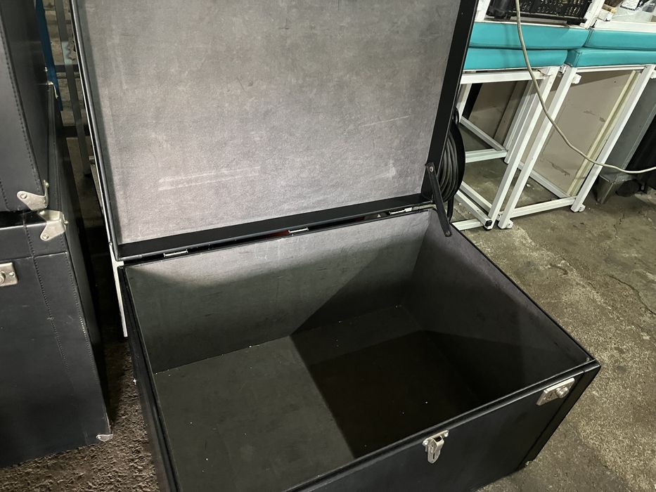 Mala tipo caixote para Ourivesaria etc