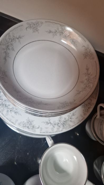 Servico de jantar e chá482663704937768961