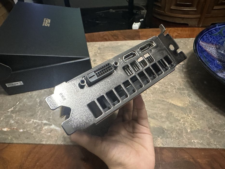 Pláca gráfica Nvidia GTX 1650 SUPER 2020 dual fan