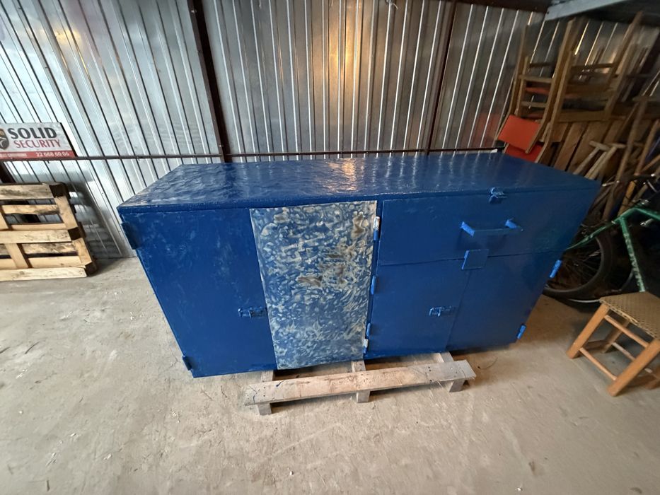 Solidne biurko warsztatowe – Falbanek – 180×60 cm