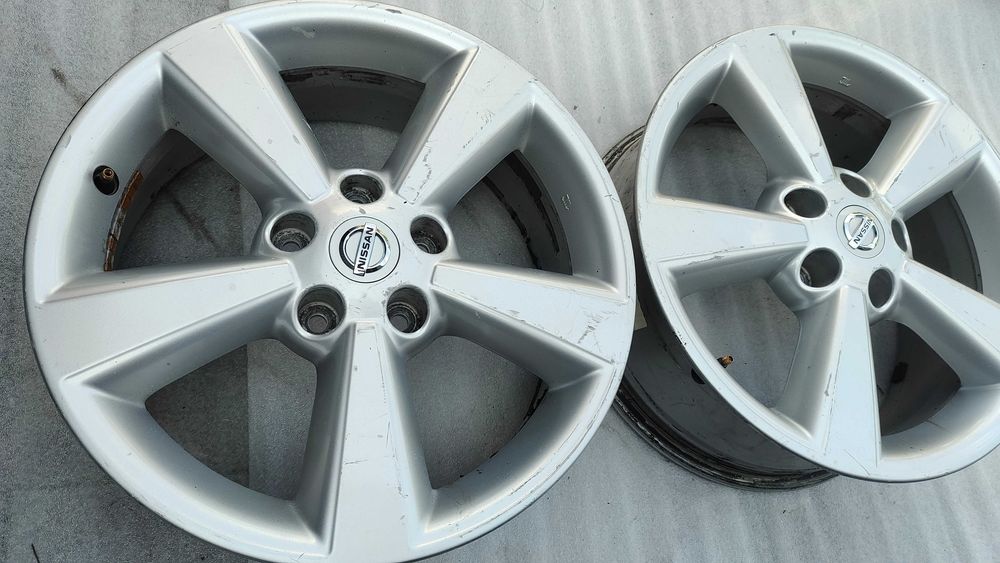 Felga Aluminiowa Nissan 17 5x114,3 6,5J ET40 MB