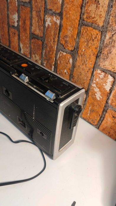 Radiomagnetofon Grundig RB3200