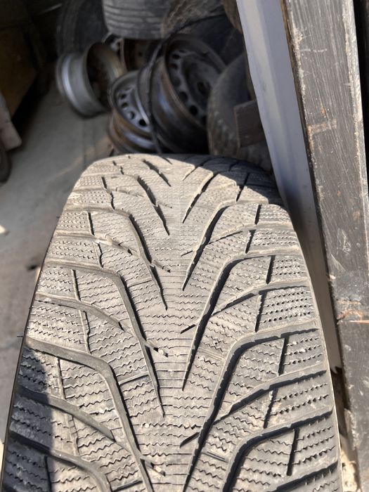 Hankook 235.60r18 зима