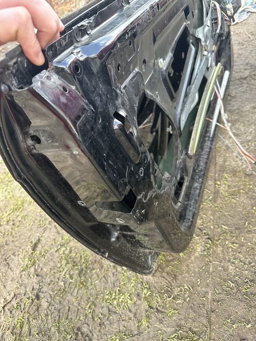 Передня ліва водійська дверка двері водія дверь левая БМВ е36 купе