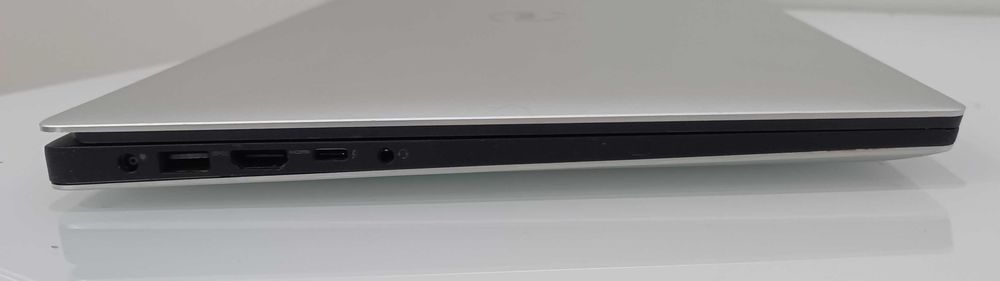 Dell Precision 15 5540 - Ecrã 15.6 FHD - Core i5 - Gráfica Dedicada - 16GB RAM - SSD+HDD