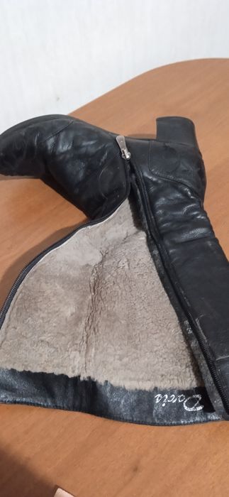 Зимние сапоги каблук 4