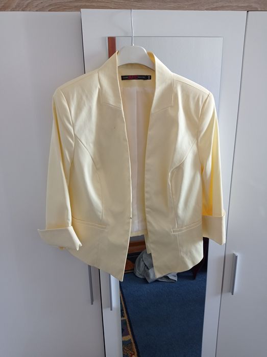 Żakiet damski żółty