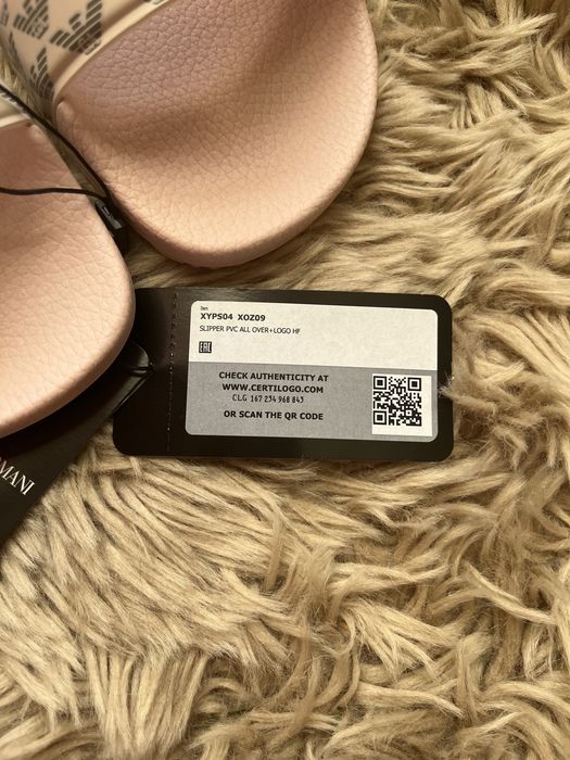 Emporio Armani klapki logowane monogram slipper pvc all over logo r 35