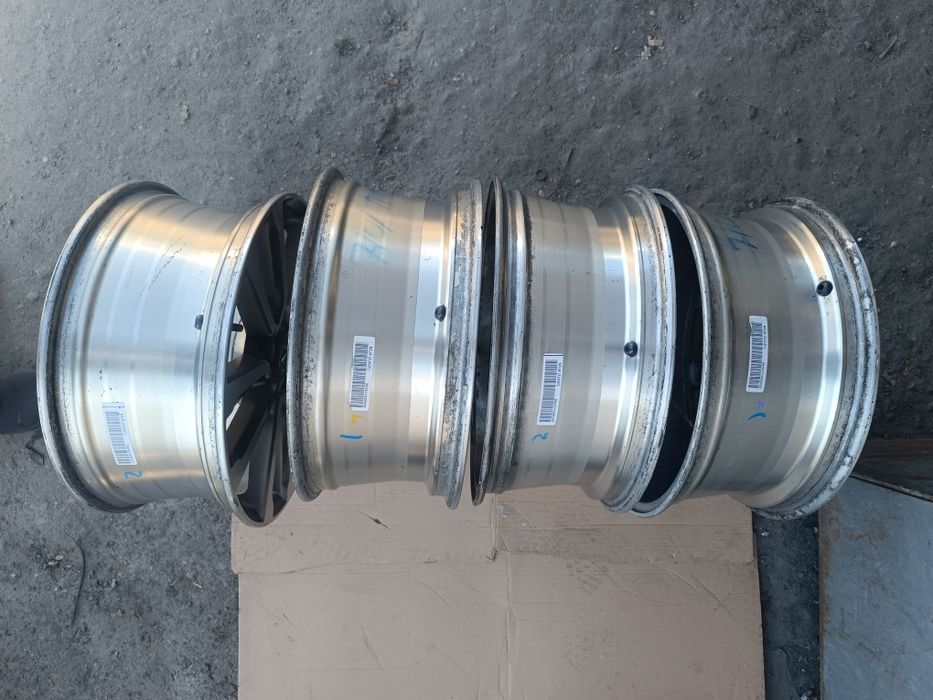 Диски Nissan R18 5*114.3 ( продаж по штучно)