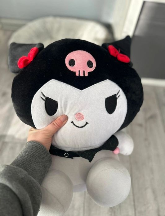 Duża pluszowa maskotka kuromi sanrio