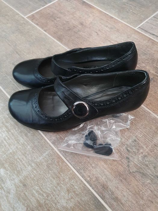 Buty na obcasie sarah karen