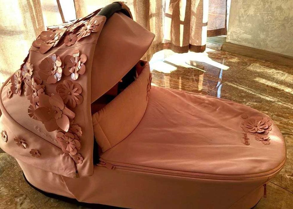 Люлька Cybex Priam 4.0 simply flowers pink