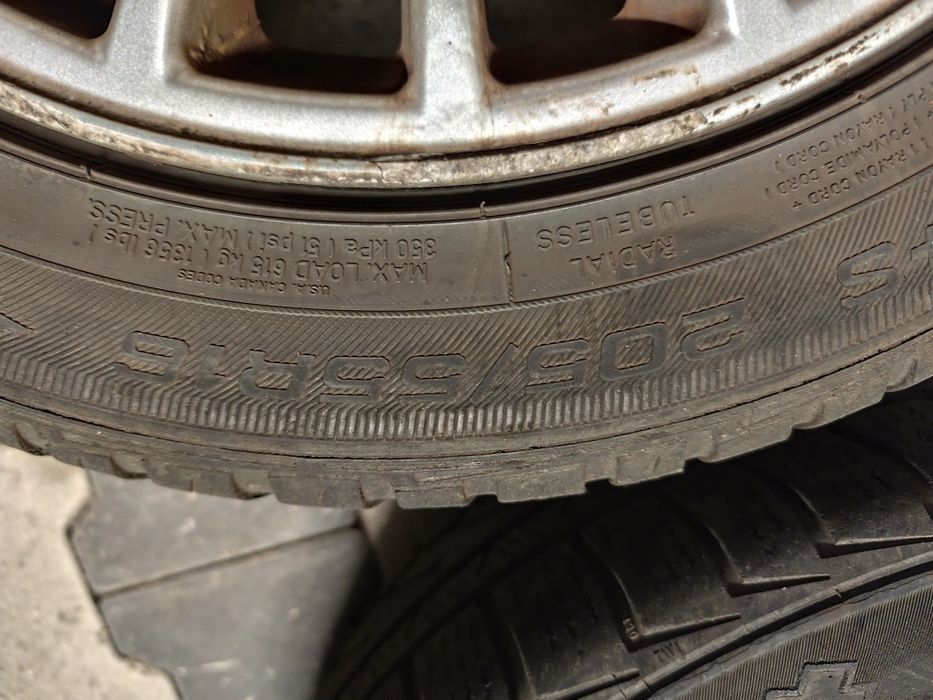 Opony zimowe Continental 205/55/16