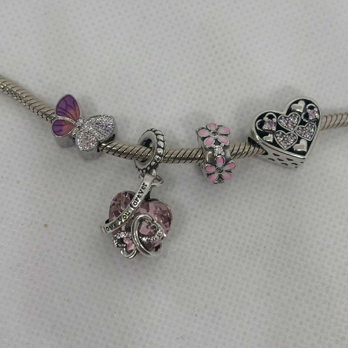 Darmowa dostawa! Zestaw 4 charmsów