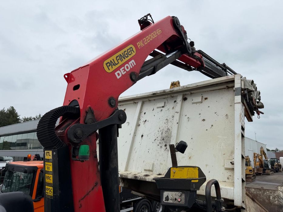 Daf 85/510 6x4 com grua e bascula