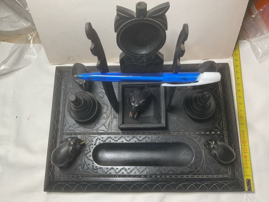 Antiga secretaria de mesa em madeira nobre - pau preto