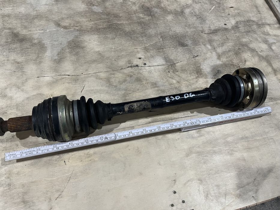 Półoś BMW E30 duża głowa NOWA oryginał