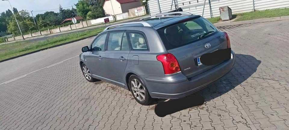 Toyota Avensis 2.0 Дизель 2005 \ Тільки для діючих військових ЗСУ!