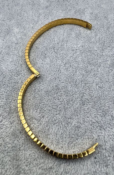 Bracelete Rígida Geométrica em Aço Inoxidável Banho Ouro 18k