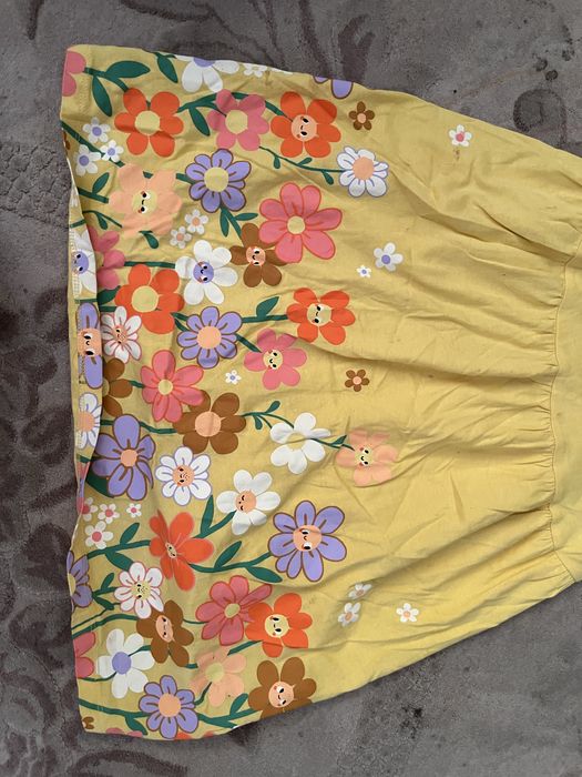 Платья с цветочками на концах размер 134 140