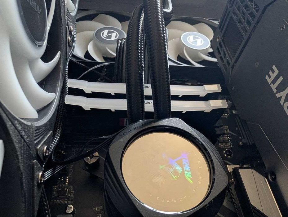 Ігровий ПК Ryzen 7 5800X / RTX 3080 10GB / 32GB RAM / NVMe SSD / AORUS WATERFORCE