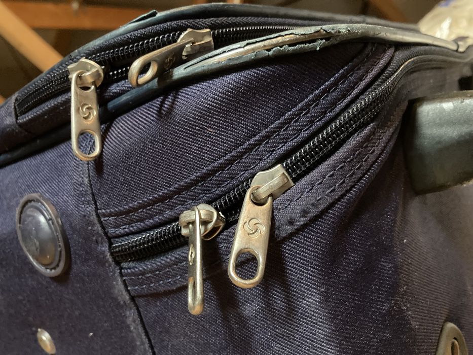 Walizka samsonite granatowa