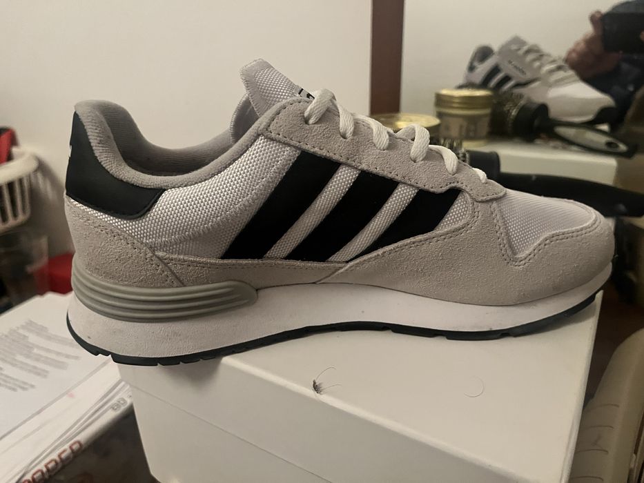 Tenis adidas novos