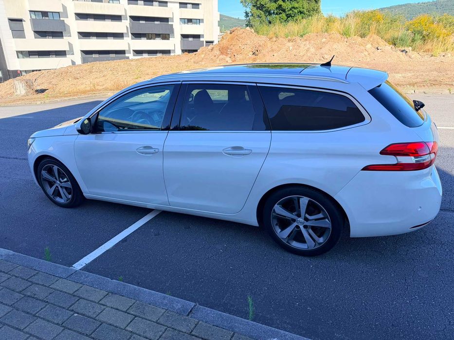 Peugeot 308 SW 1.6 HDi Allure (Full Extras) – Histórico 100% Marc