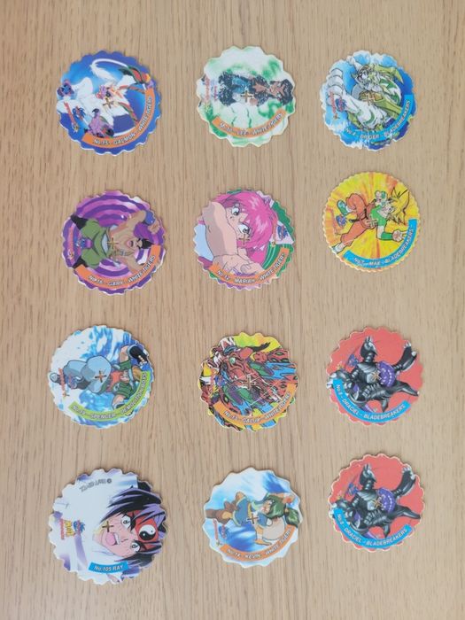 Lote de 12 Tazos Beyblade – Spinners + Mega Spinner