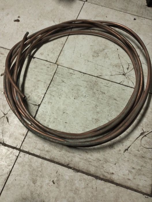 Продам мідну трубу , довжиною 12 м * 12 мм.