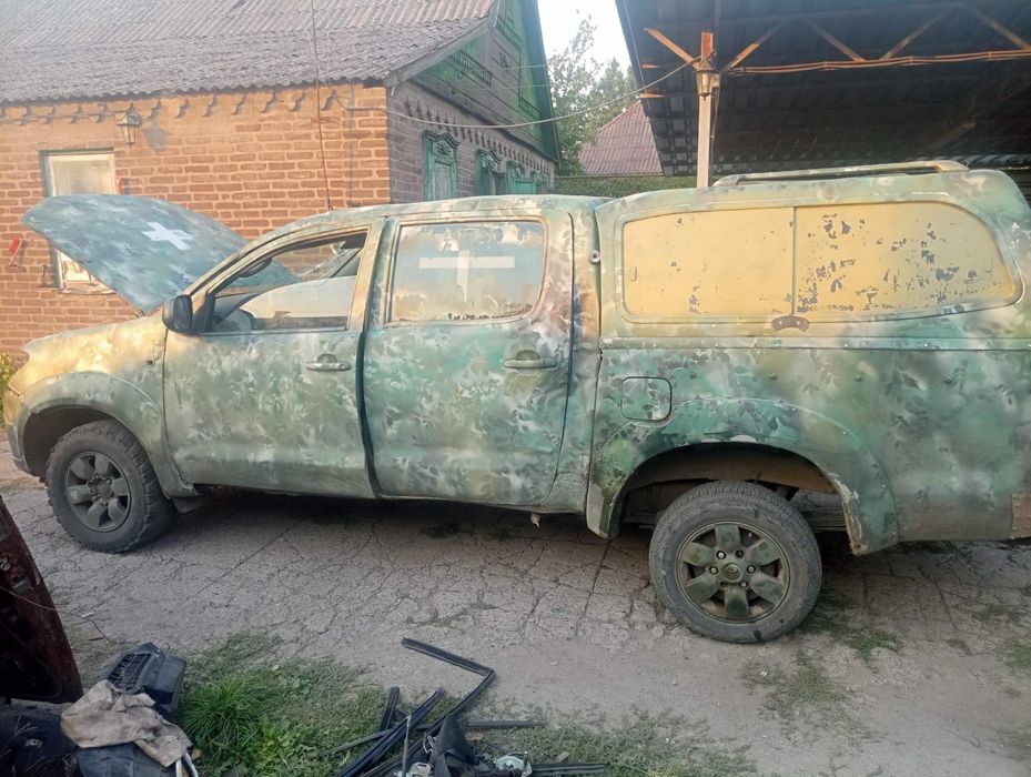 ДВС Тойота хайлюкс  2.5  дизель