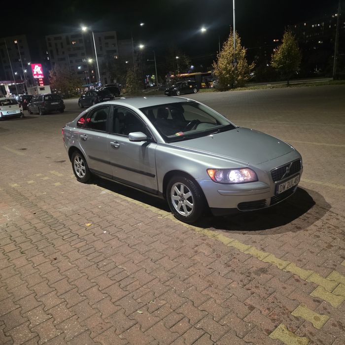 Volvo S40